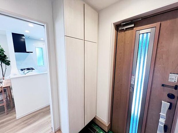 いつも気持ちよくご家族を迎えられる玄関です。