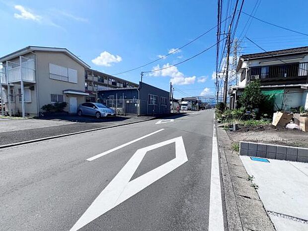 前面道路写真です。