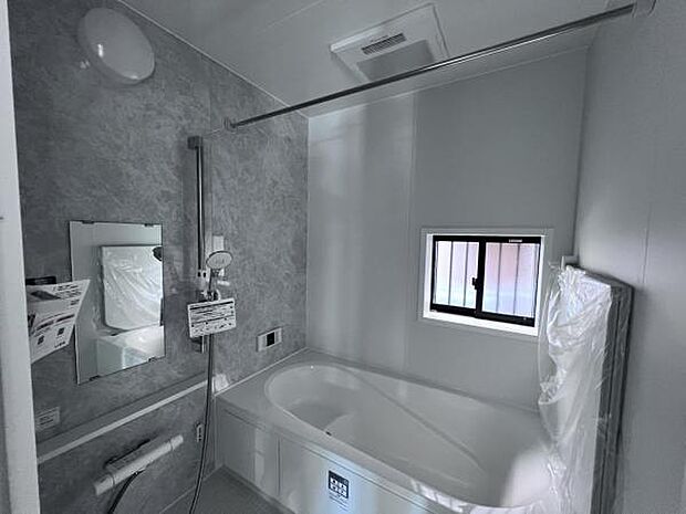 お風呂でほっとひといき。1日の疲れを癒しましょう。