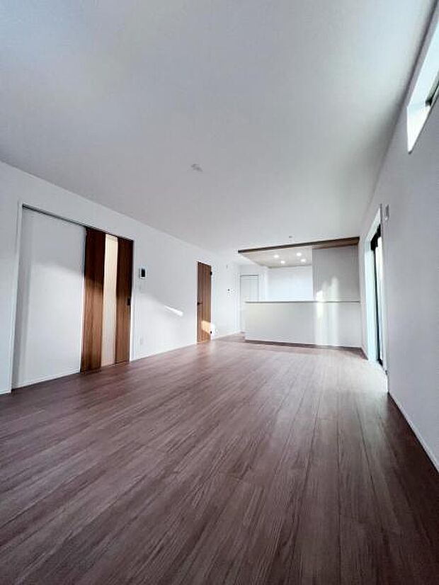 【ダイニング】