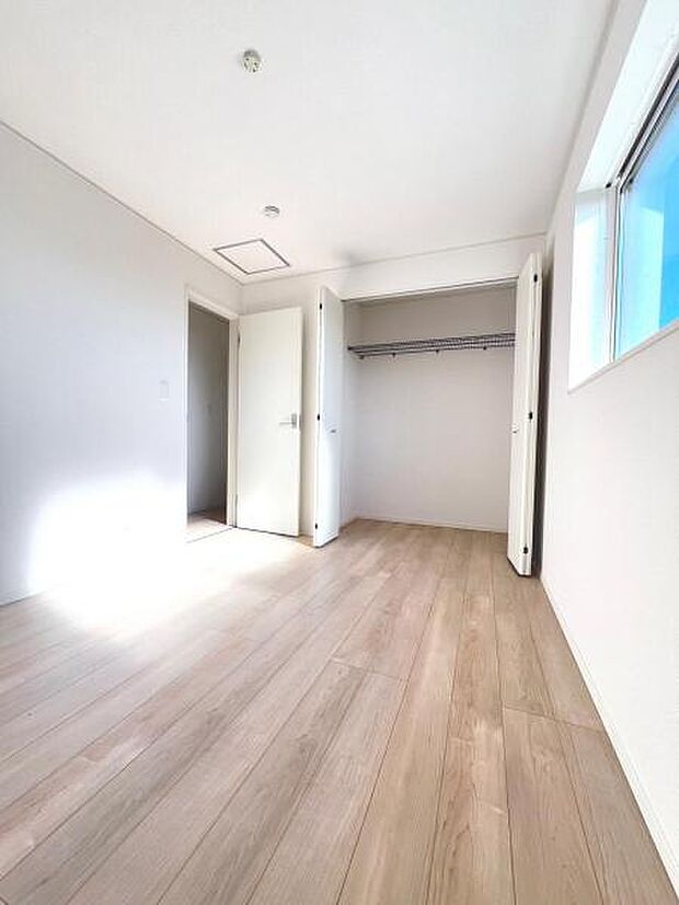 【クローゼット】