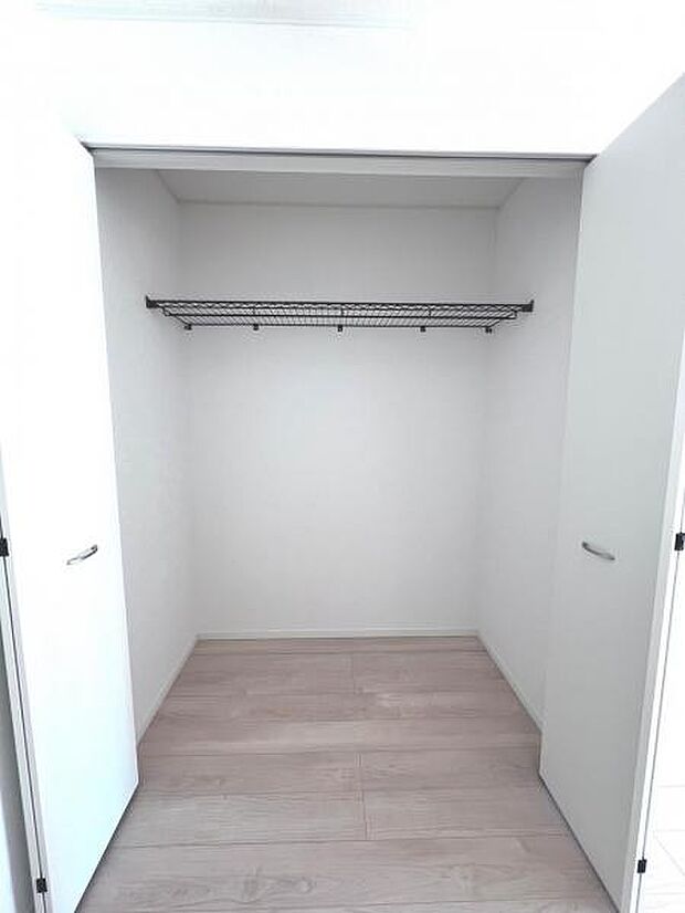 【クローゼット】