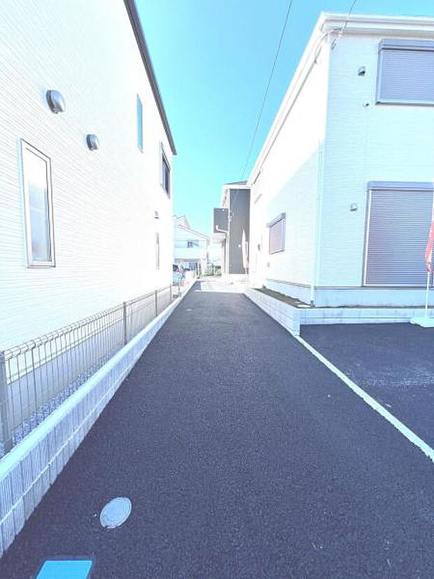 【駐車場3台分】