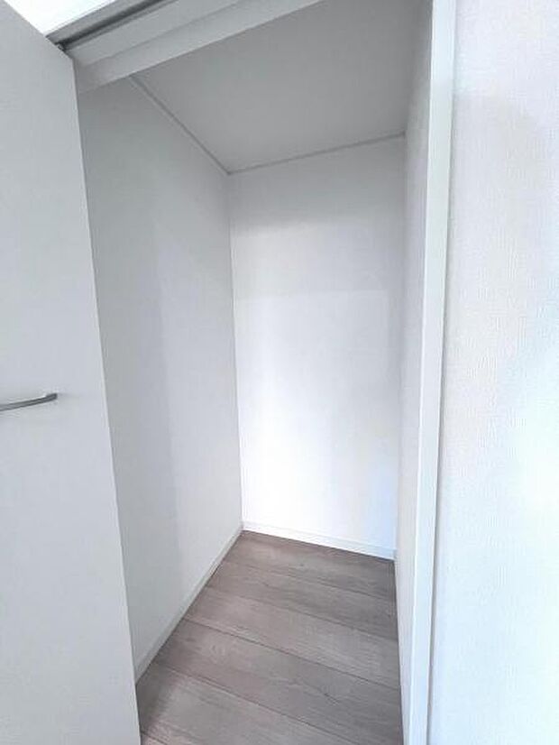 【クローゼット】