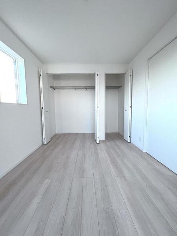 【洋室・クローゼット】