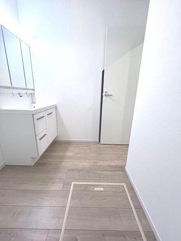 【シャワートイレ】