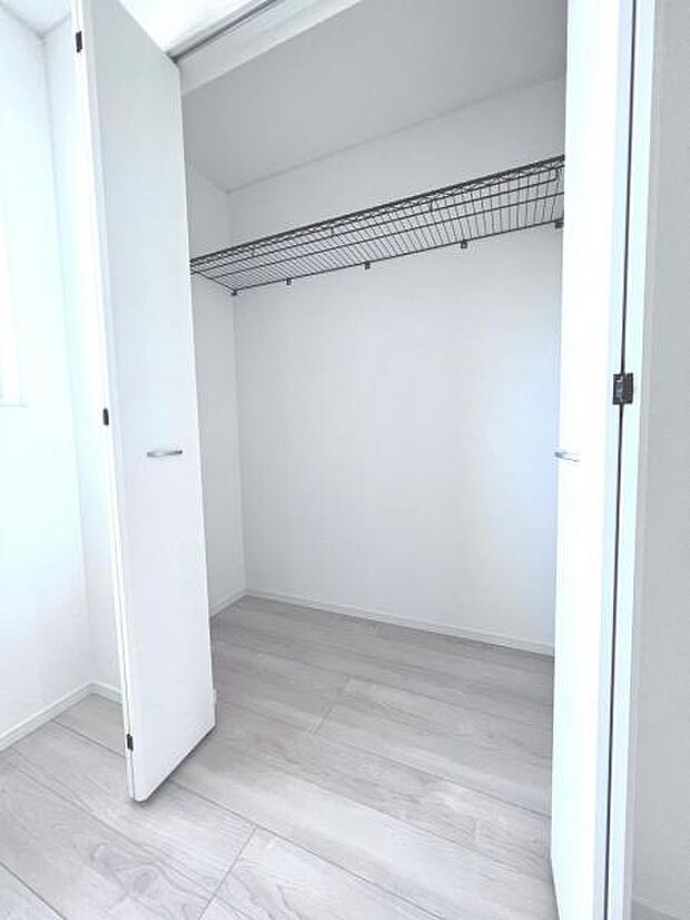 【クローゼット】