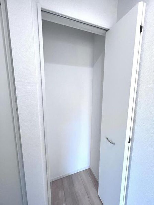 【クローゼット】