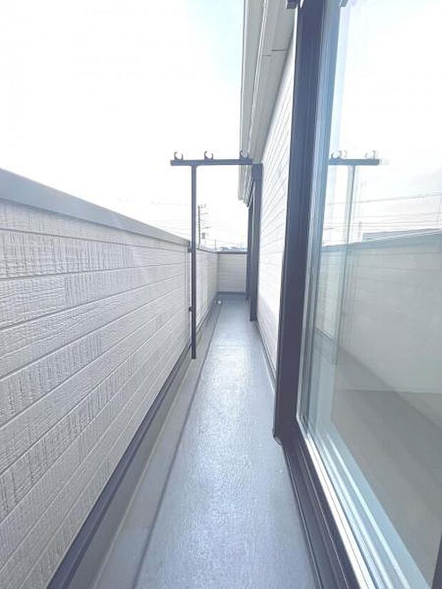 【バルコニー】