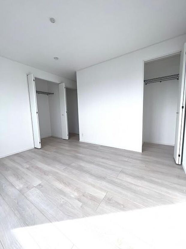 【洋室・クローゼット】