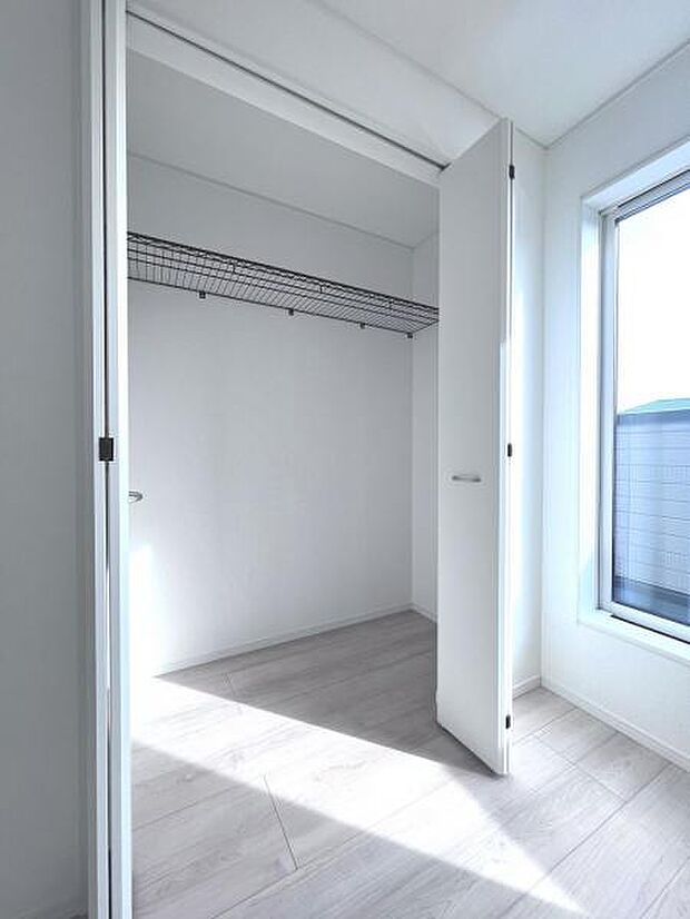 【クローゼット】