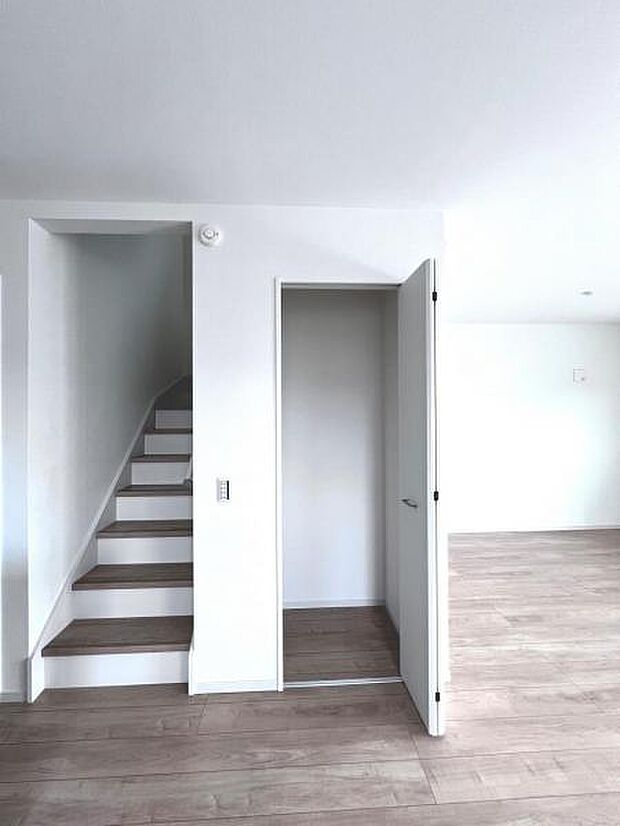 【パントリー】