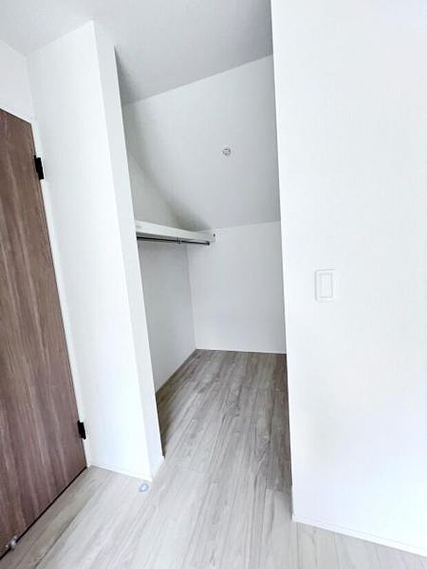 【ウォークインクローゼット】