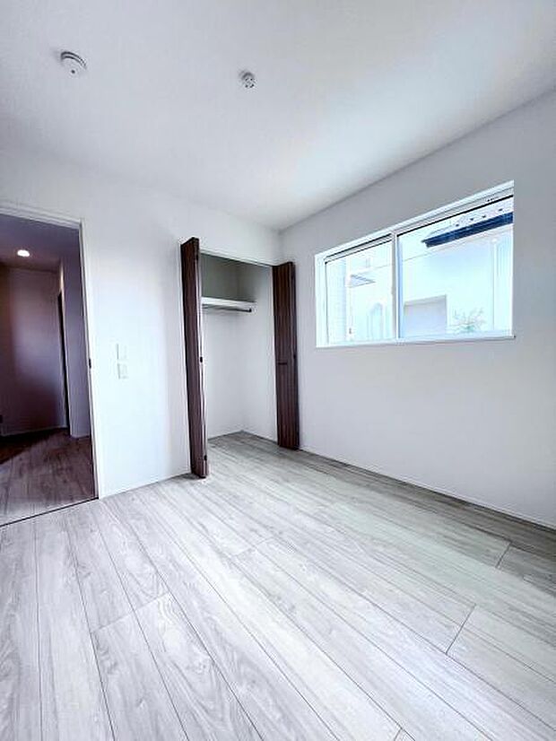 【洋室・クローゼット】