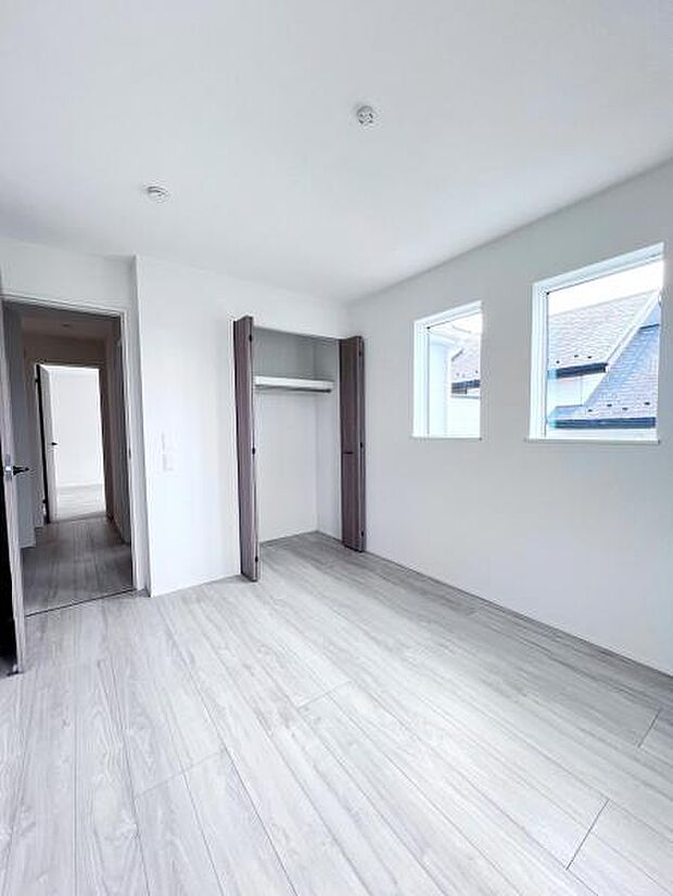 【洋室・クローゼット】