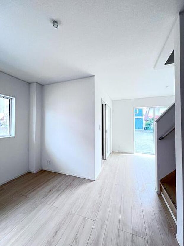 【ダイニングルーム】