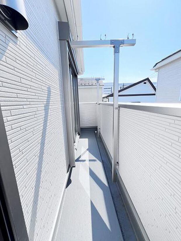 【バルコニー】