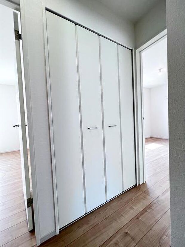 【ファミリークローゼット】