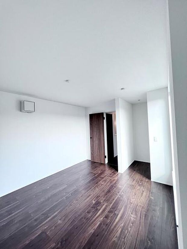 【洋室・クローゼット】