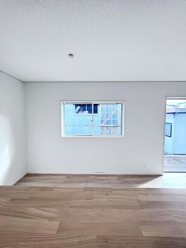 【ダイニング】