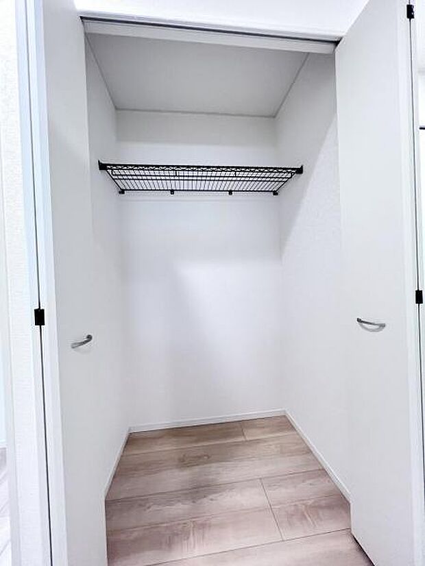 【ウォークインクローゼット】