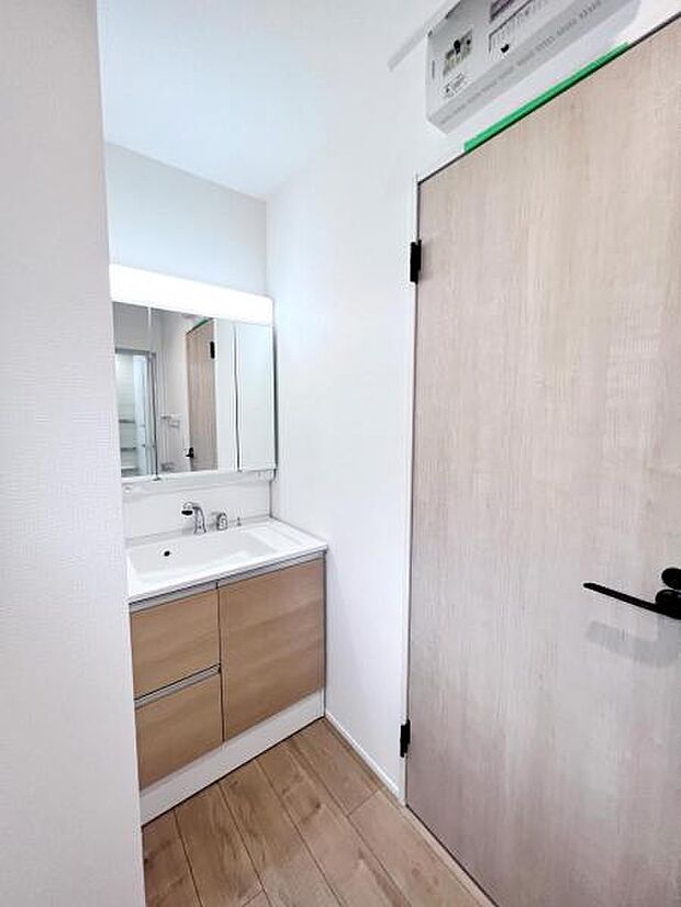 【シャンプードレッサー】