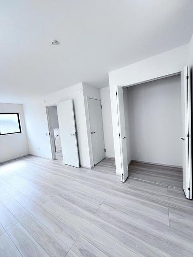 【洋室・クローゼット】