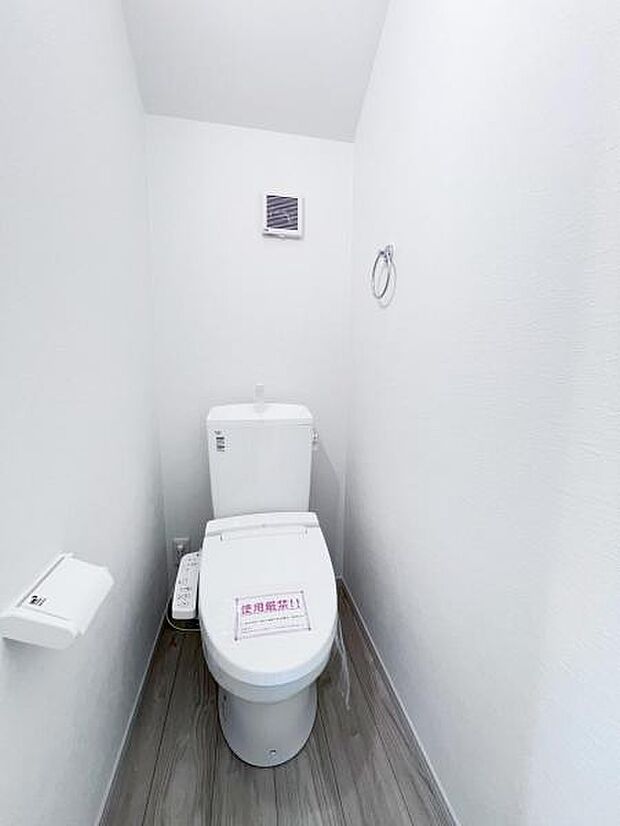 ほっと安らげるトイレ空間です。