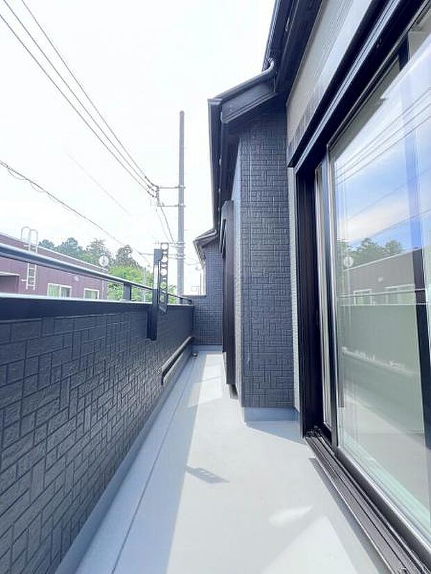 お洗濯ものを気持ち良く太陽の光で干せるのが嬉しいですね。