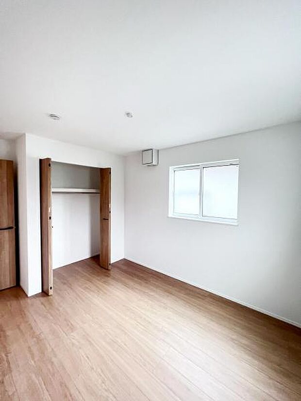 【洋室・クローゼット】
