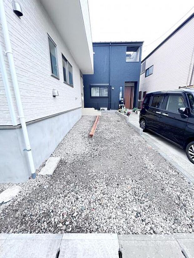 【駐車スペース】