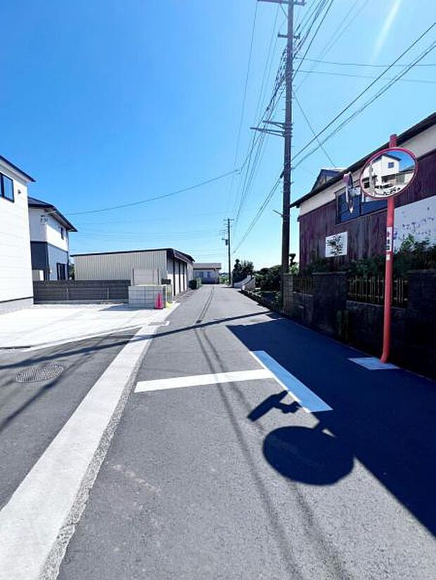 【前面道路】
