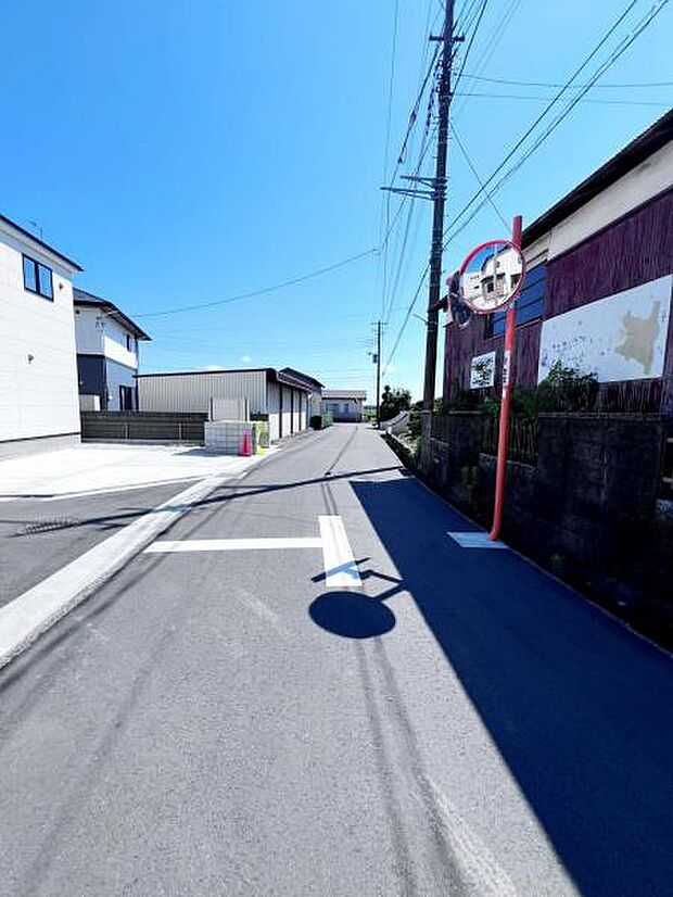 【前面道路】