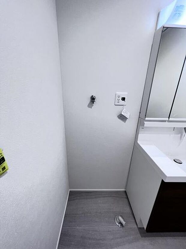 お天気を気にせずお洗濯ができ、室内干し可能です。