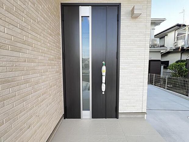 いつも気持ちよくご家族を迎えられる玄関です。