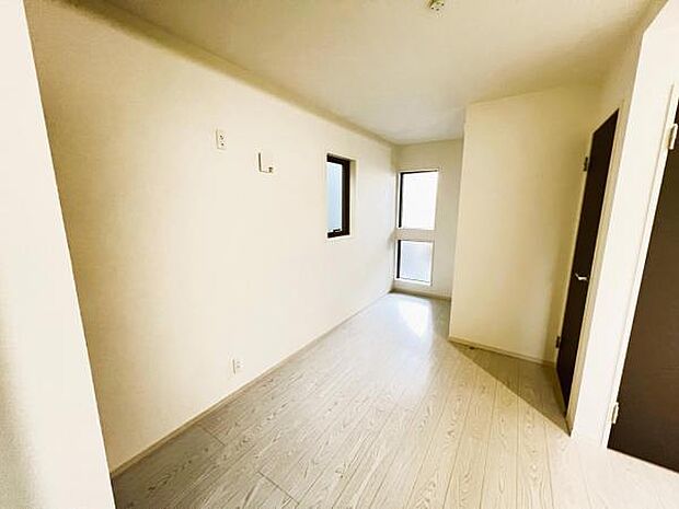 子供部屋にもちょうど良い大きさのお部屋です。