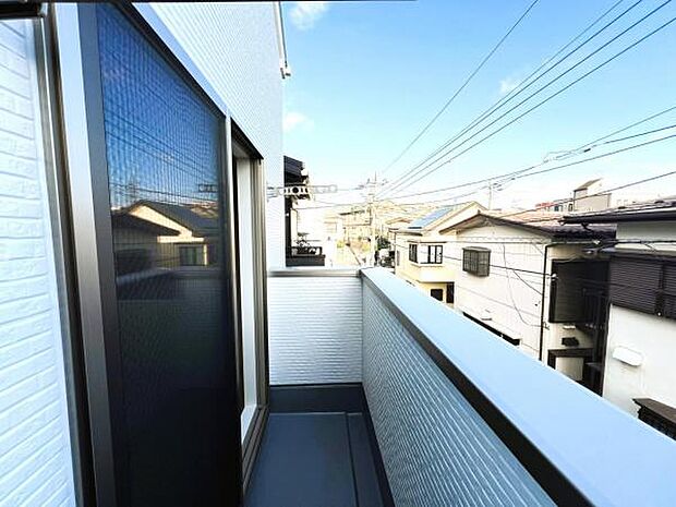 お洗濯ものを気持ち良く太陽の光で干せるのが嬉しいですね。