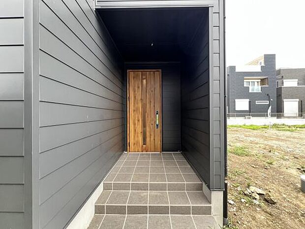 ゆったりとした玄関部分です。