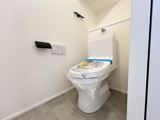 使用後すぐに手洗いが出来る手洗いタンク採用です