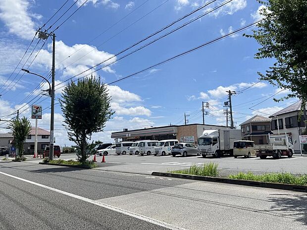 セブン-イレブン 町田金森南店まで約800m(徒歩10分)