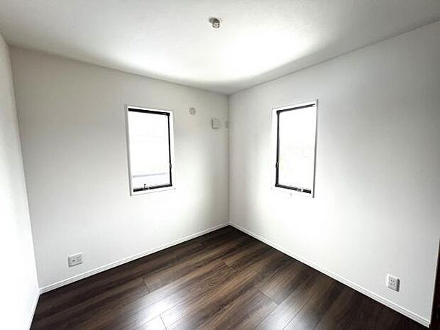 子供部屋にもちょうど良い大きさのお部屋です。