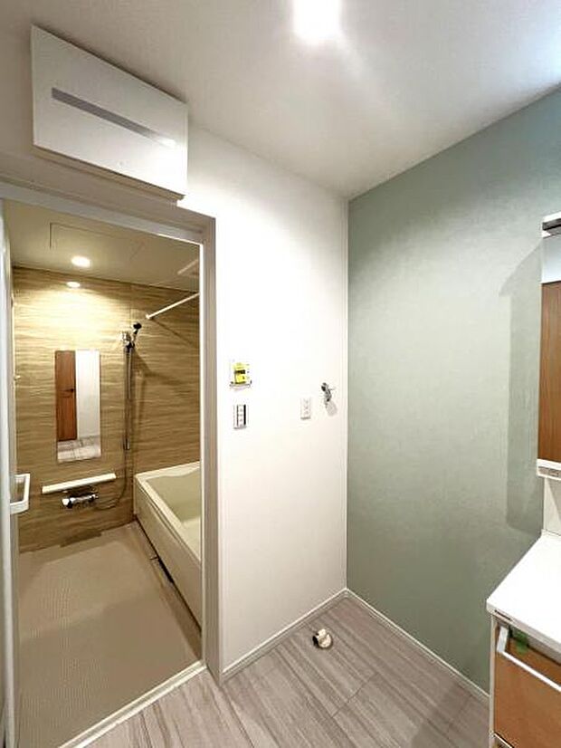 お天気を気にせずお洗濯ができ、室内干し可能です。