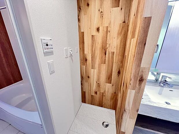 お天気を気にせずお洗濯ができ、室内干し可能です。