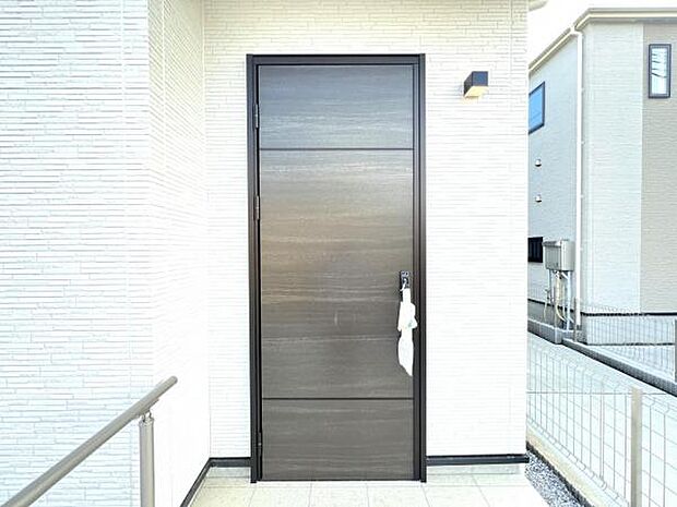 いつも気持ちよくご家族を迎えられる玄関です。