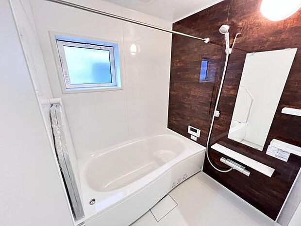 お風呂でほっとひといき。1日の疲れを癒しましょう。