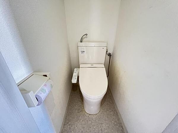 ほっと安らげるトイレ空間です。