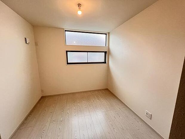 子供部屋にもちょうど良い大きさのお部屋です。