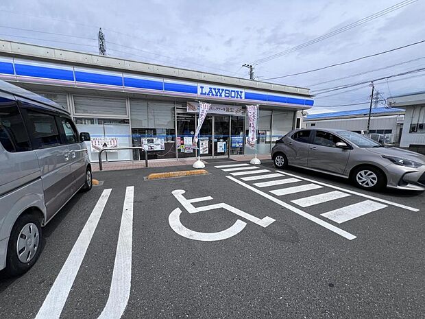 ローソン 大和深見店まで約1140m(徒歩15分)