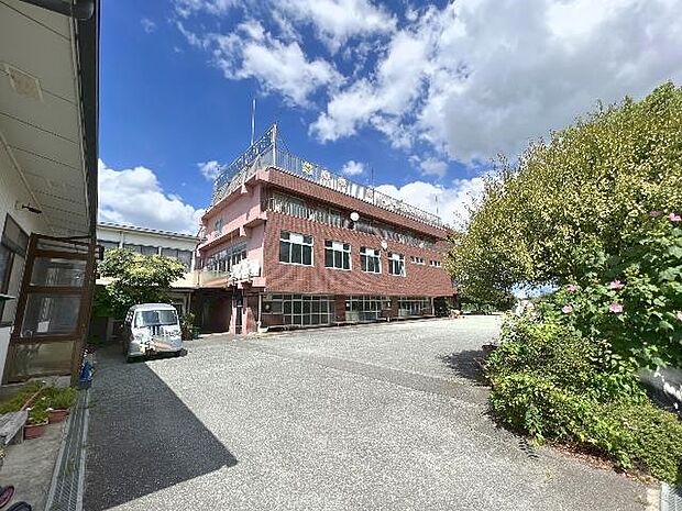 瀬谷幼稚園まで約570m（徒歩8分）