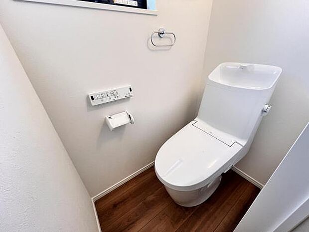 ほっと安らげるトイレ空間です。